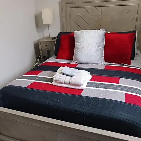 Two-Bedrooms Sofi, Forum, Spacex Cozy Apt